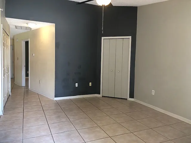 787 Lincoln Pkwy — Photo 3