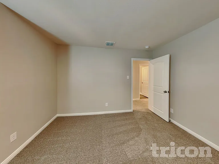 3022 Citron Gdn — Photo 12