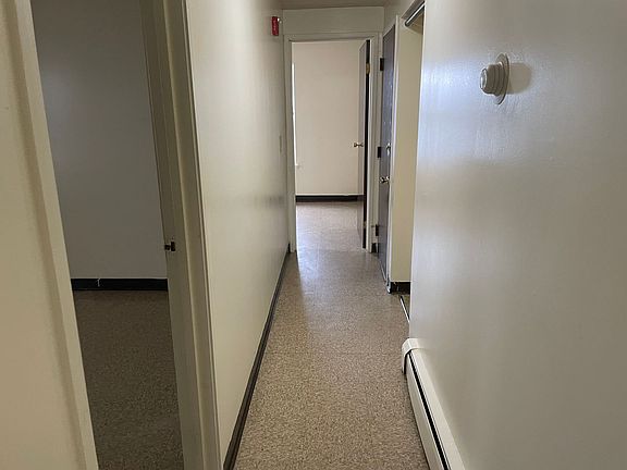 4th image of 159 Hedley Ave APT 3