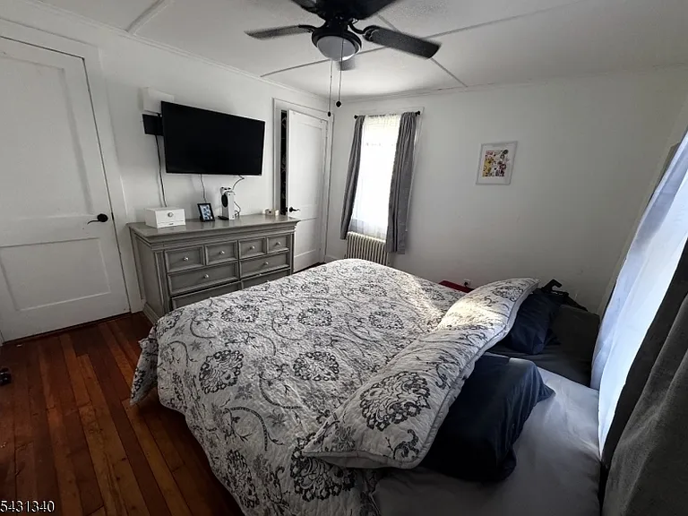 10 Lake Dr — Photo 4