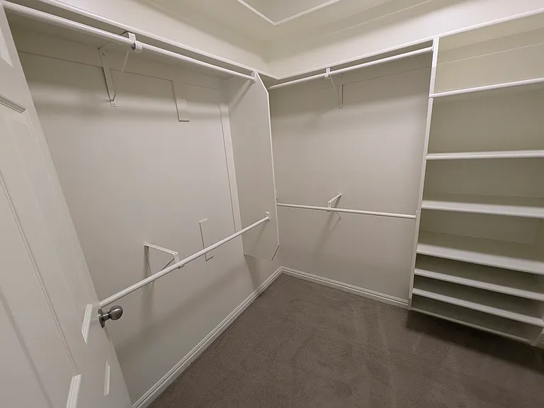 1103 E Skyler Dr — Photo 6