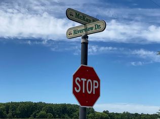 77725 Riverview Dr, Romeo, MI 48065