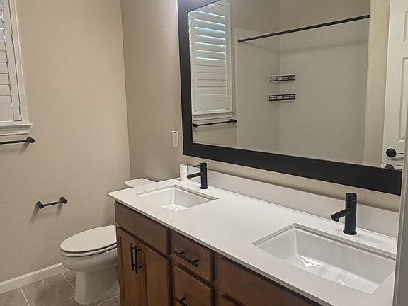 5th image of 608 Somerset Way