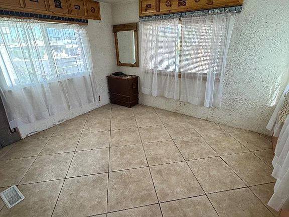 4th image of 55 Sahara St #55