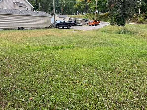 10 Willow Ln, Coldwater, MI 49036