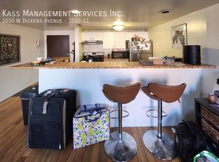 1050 W Dickens Ave #11, Chicago, IL 60614