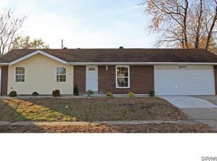 19 Wilson Park Dr, Granite City, IL
