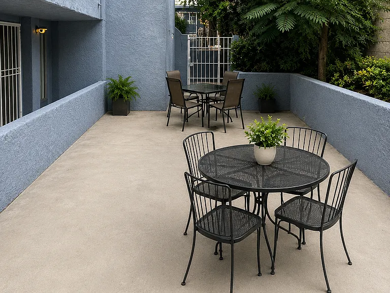 11312 Morrison St #11 — Photo 26