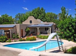 427 Bledsoe Rd NW, Los Ranchos De Albuquerque, NM 87107