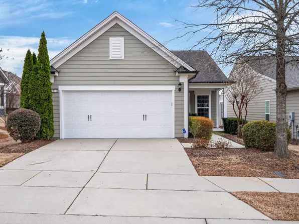 1114 Hines Forest Dr, Durham, NC 27703