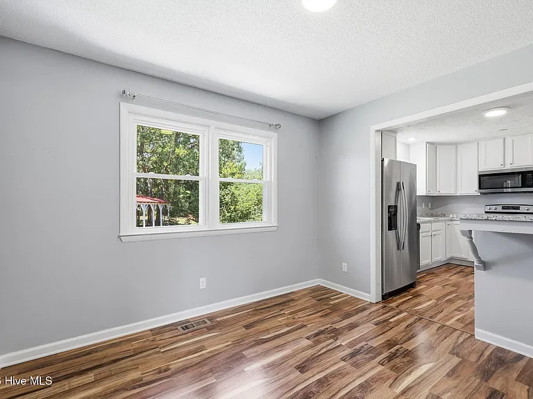 5914 Ormskirk Dr — Photo 8