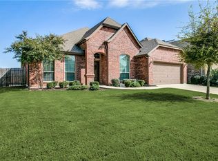 305 Garden Path Ln, Mansfield, TX 76063