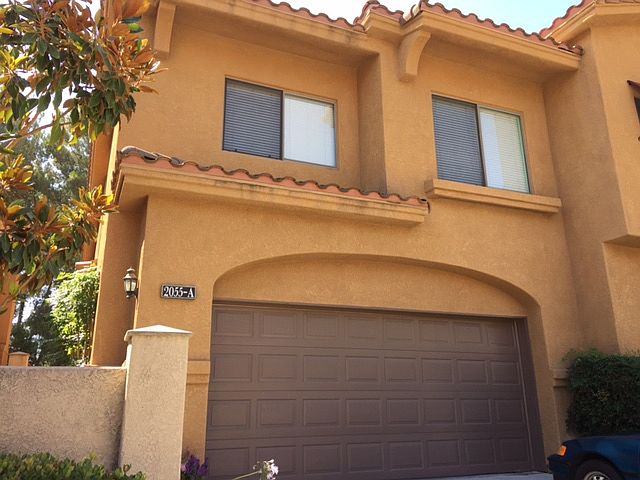 1st image of 2055 Lakeshore Dr #A