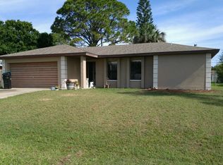 951 Buford St NW, Palm Bay, FL 32907