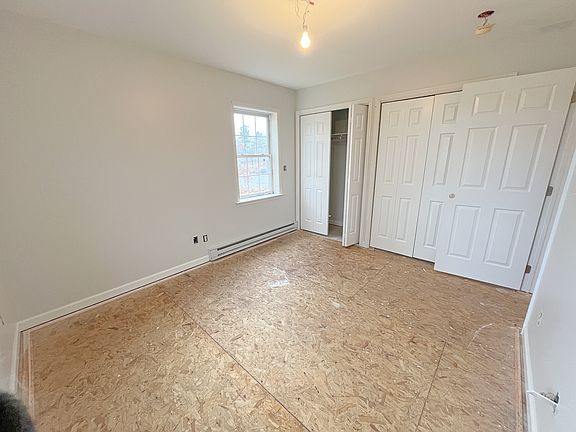 5th image of 40 Monty St #4