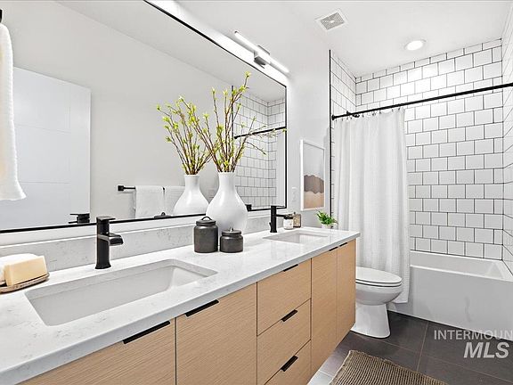 5th image of 3922 S Daybreak Pl