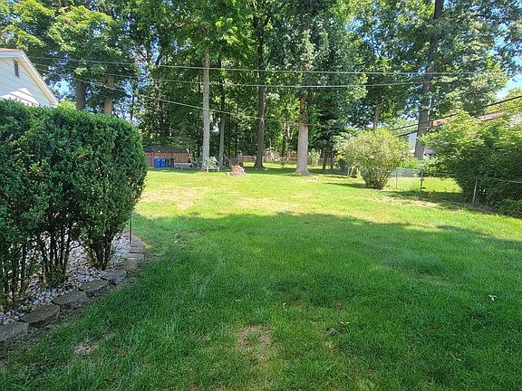 4th image of 33230 Tall Oaks Ct