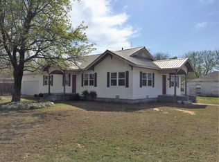 701 W 18th St, Ada, OK 74820