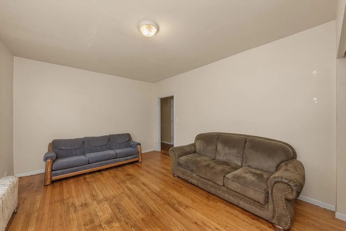 2 bed, 850 sqft, $1,500 — Photo 4