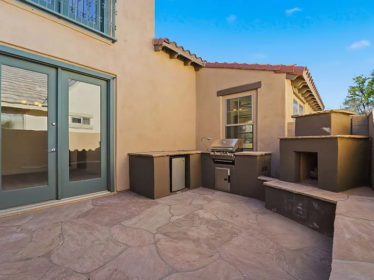 15391 W Dreyfus St — Photo 56