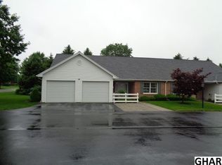 19 Clifton Ter, Carlisle, PA 17015