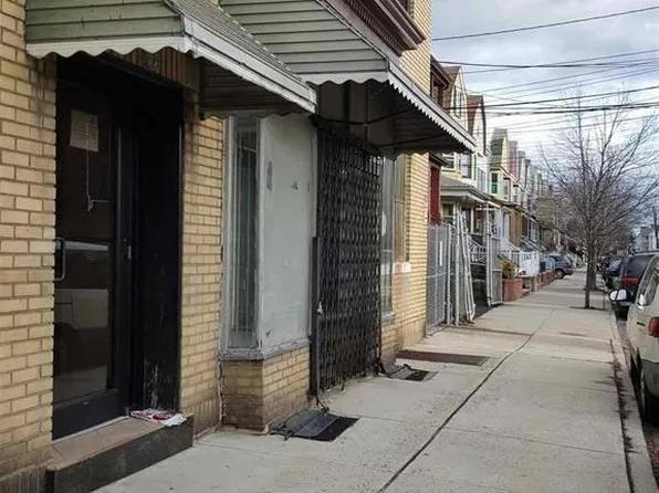 346 Kennedy Boulevard image 3 of 7