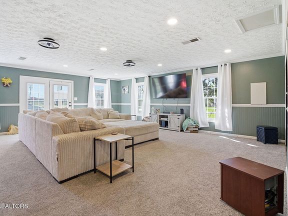 5th image of 9427 Mascot Rd