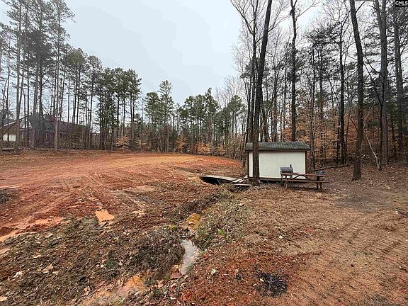 4th image of Wilderness Ln