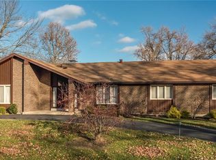 722 Wayfield Dr, Saint Louis, MO 63132