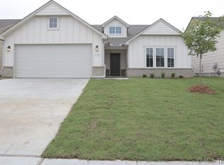 3704 E 39th St N, Broken Arrow, OK 74014