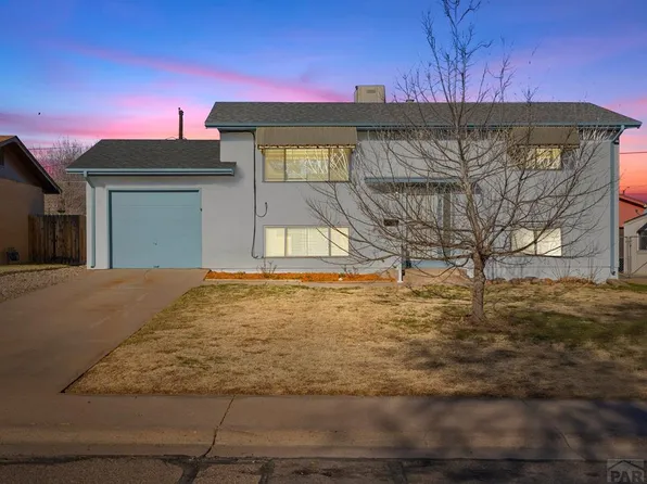 2611 Ridgewood Ln, Pueblo, CO 81005