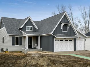 16800 42nd Pl, Plymouth, MN 55446