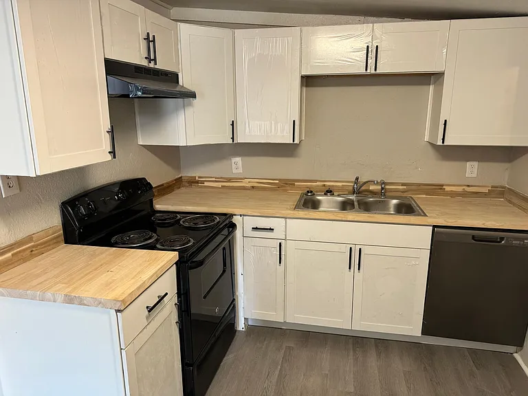 3005 Navaho St — Photo 13