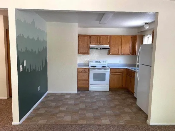 1705 Sanders Dr APT D, Laramie, WY 82070