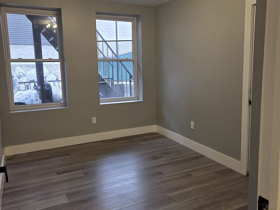 2nd image of 721 Bergen St Floor 3