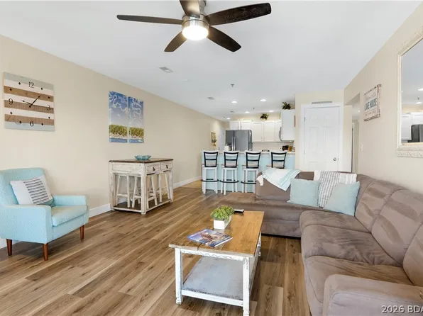 1481 Ledges Dr #C11, Osage Beach, MO 65065