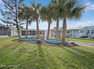 722 Lark Dr, Barefoot Bay, FL 32976