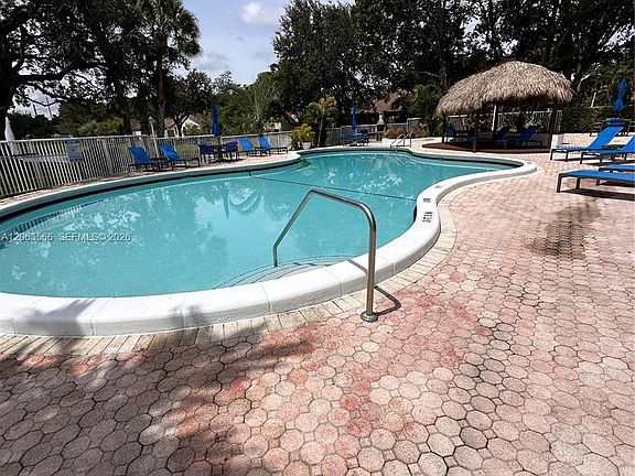 4th image of 3032 S Oakland Forest Dr APT 2804