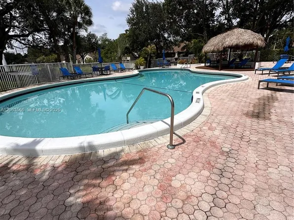 3032 S Oakland Forest Dr #Apt, Fort Lauderdale, FL 33309