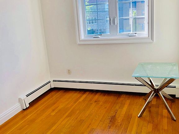 4th image of 3184 Layton Ave #2