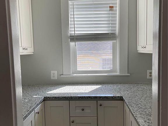 4th image of 1 Lawry St #1
