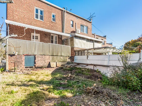 61-12 Main Street image 29 of 31