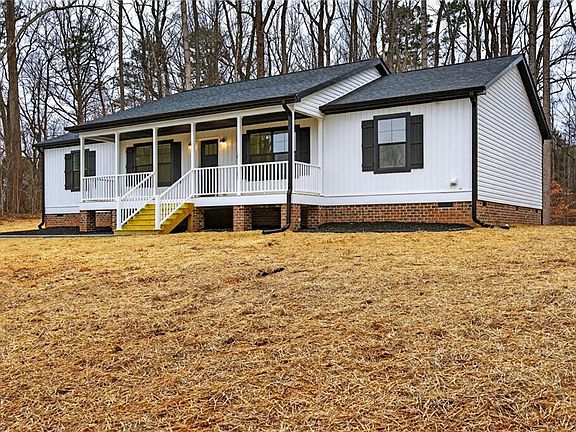 3rd image of 2977 Durant Dr