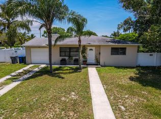 755 Greenbriar Dr, Lake Park, FL 33403