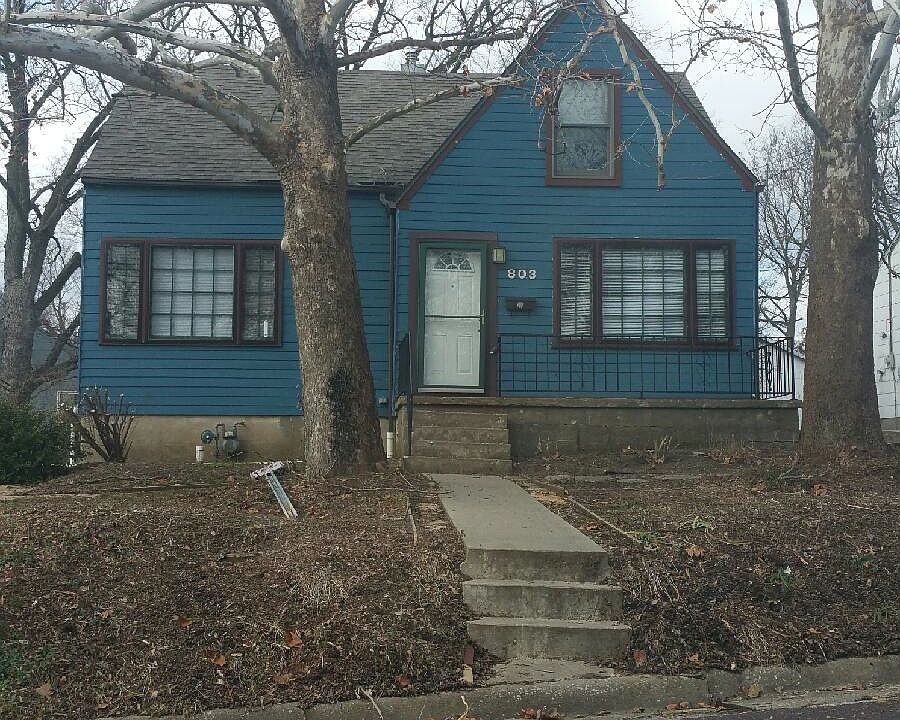 1st image of 803 Woodrow St