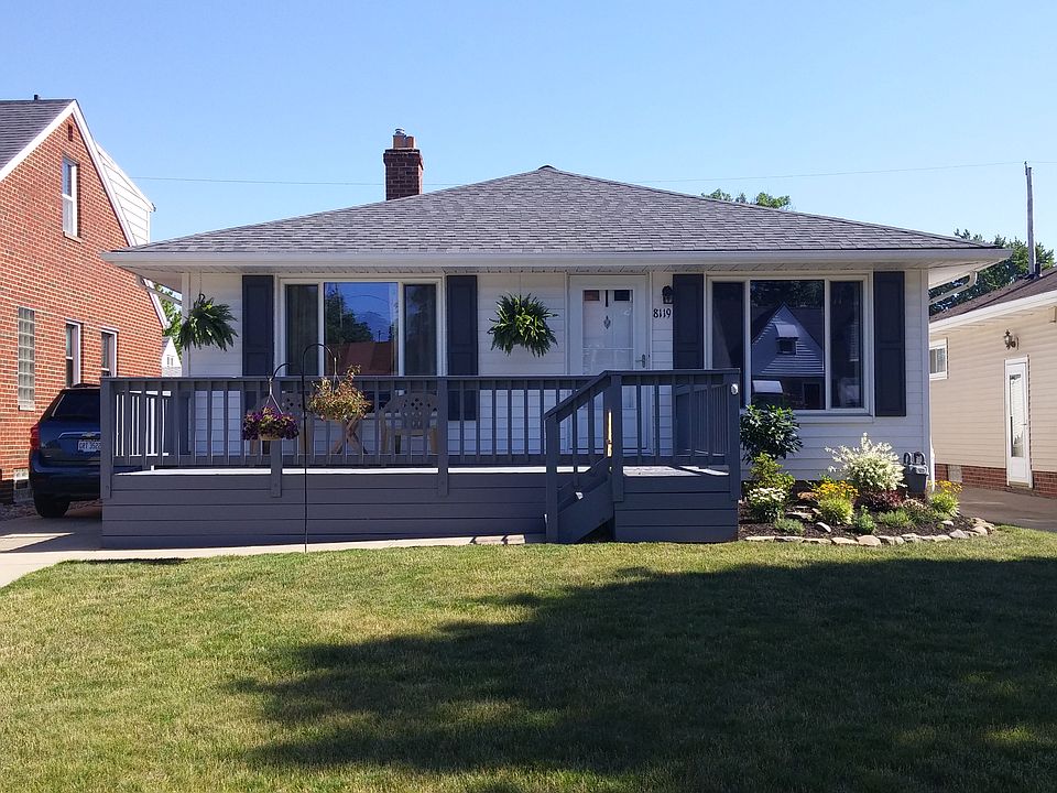 1st image of 8119 Oxford Dr