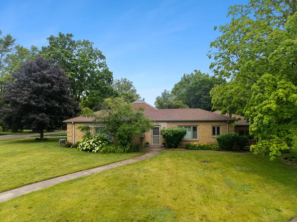 515 Park Ave, Dekalb, IL 60115