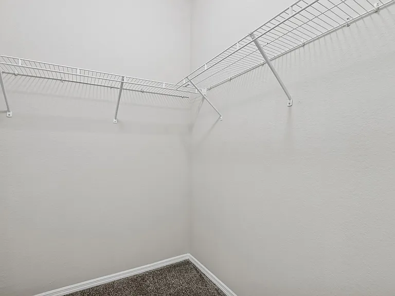 The Ellis — Photo 39