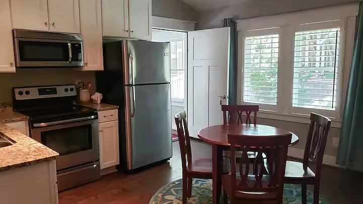 1836 Nassau Blvd — Photo 2