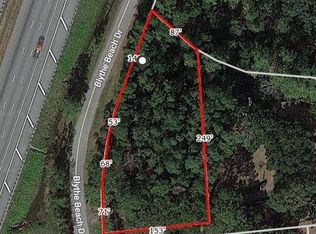 190 Blythe Beach Dr, Brunswick, GA 31523